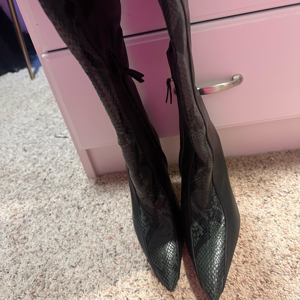 Good American Koko High Heel Boots - Picture 5 of 7